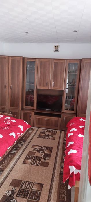 Urgent !  Inchiriez casa ptr muncitori .