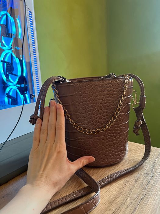 Продам сумочку ostin