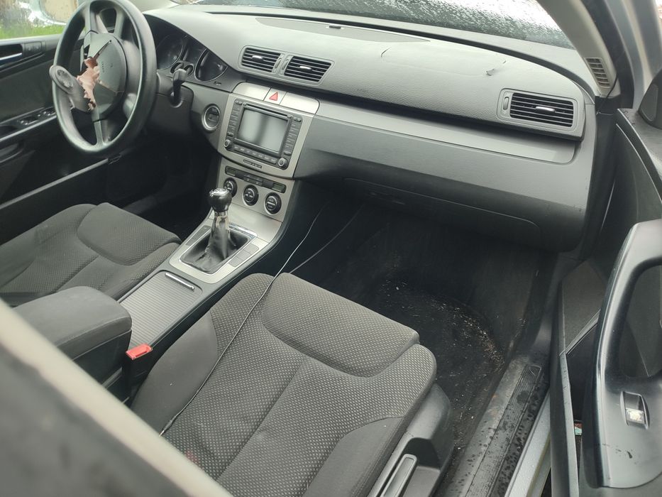 Vw Passat b6,2,0tdi-140cp,întreg sau ptr dezmembrat!!!