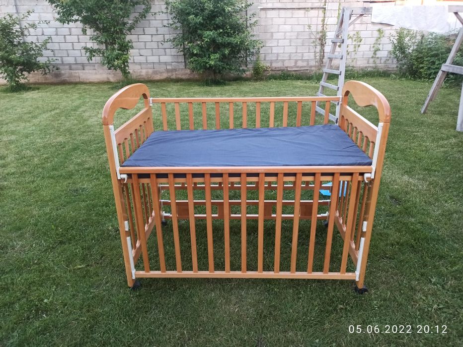 Манеж детский продам