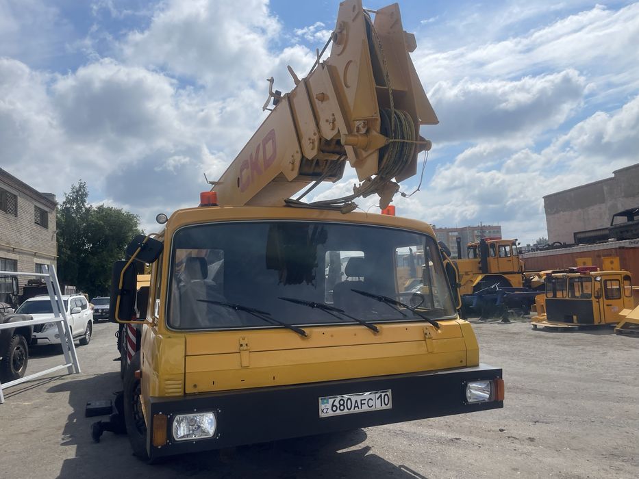 Продам автокран Tatra AD-28