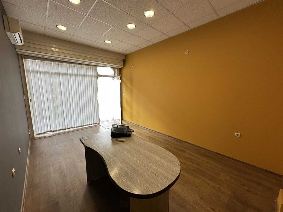 Магазин в гр.Пловдив - кв. Младежки Хълм!