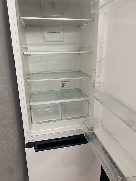 Холодилник Indesit