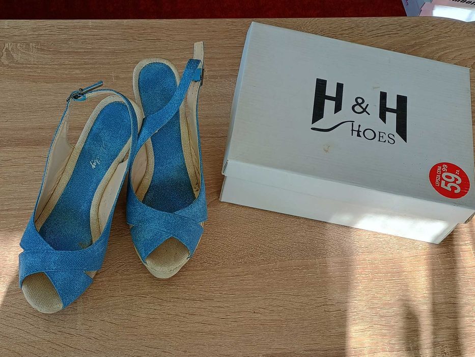 Летни сандали два чифта