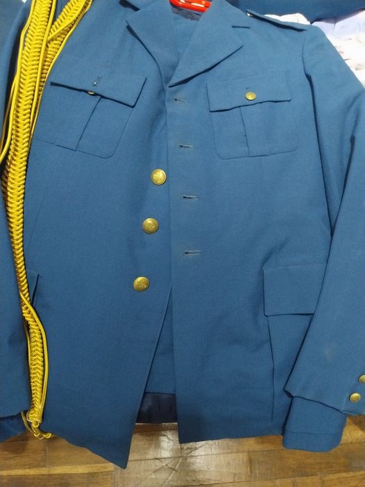 Vand haine militare, mărimea 46 I