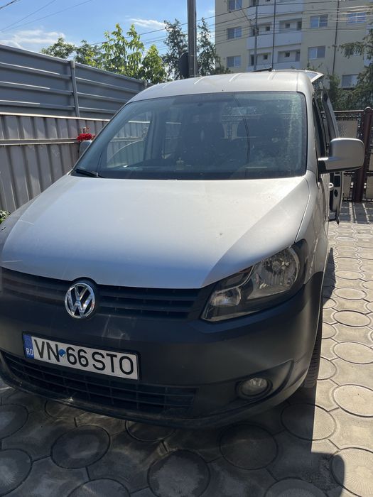 VOLKSWAGEN Caddy 2011