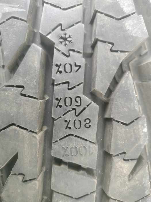 Комплект резины 235/85 R16