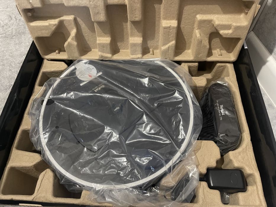 Продам робот  пылесос Tefal X-poorer series 75