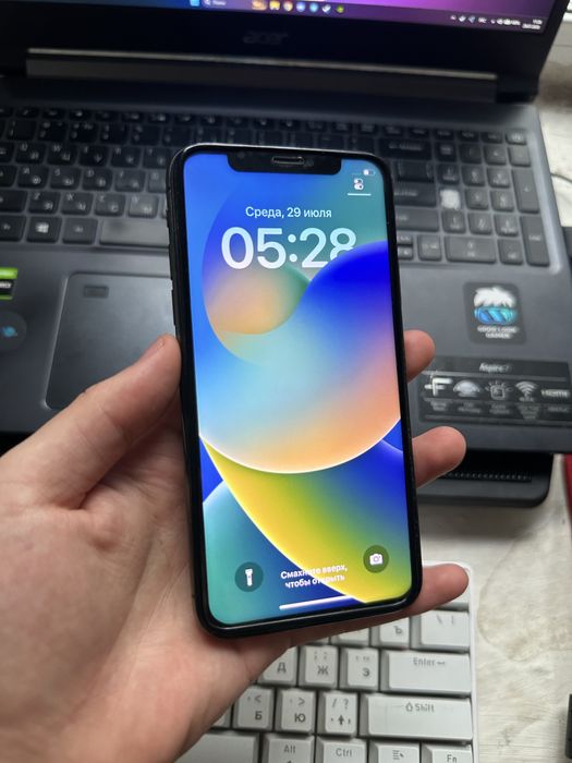 iPhone X 64GB 66%