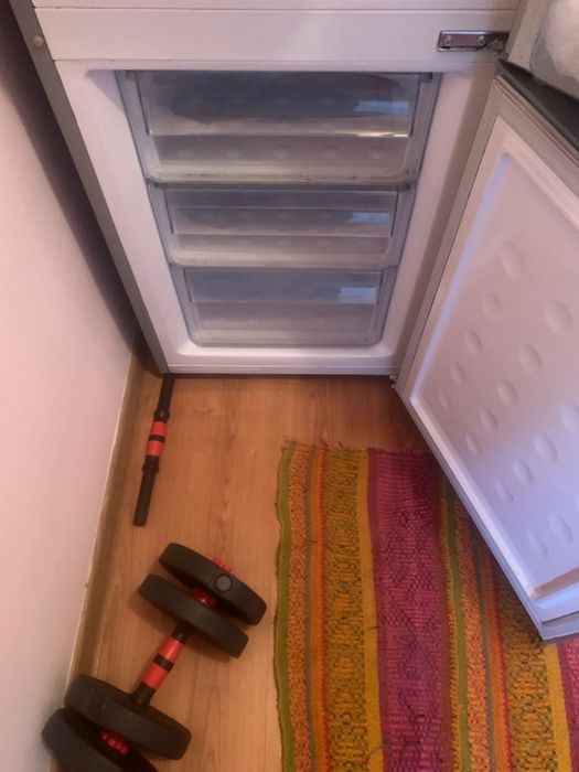 Продается холодильник