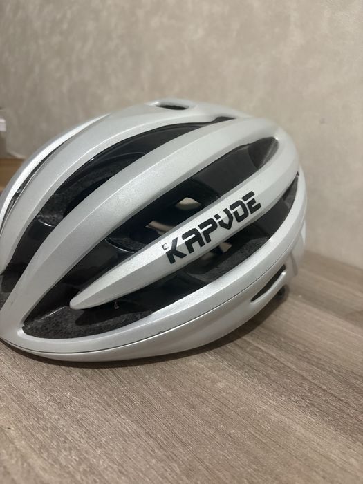 Велосипедное каска KARVOE