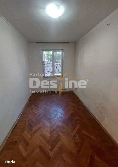 Apartament 3 camere, parter, Nord