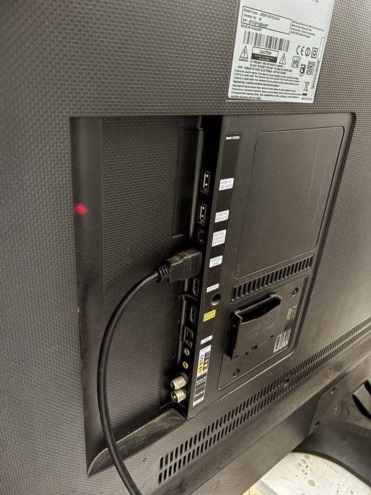 4К LED Телевизор 50" (Samsung UE50KU6072U)