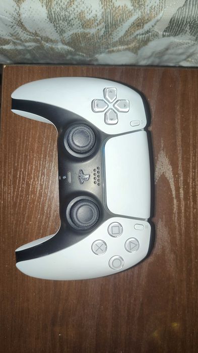 Продаю Геймпад PS5