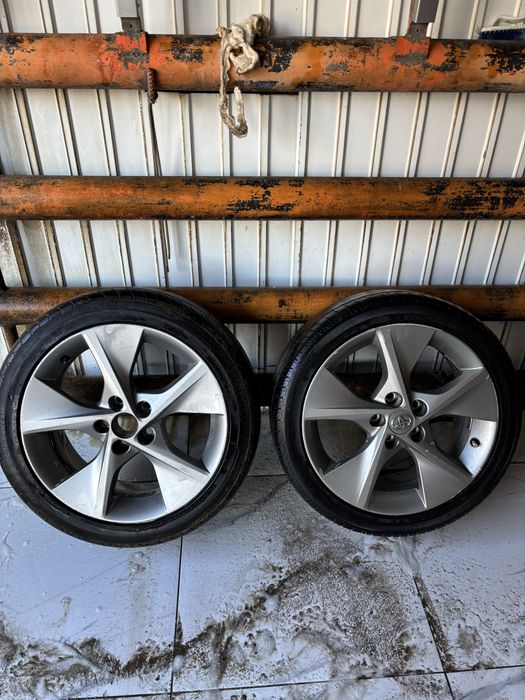 Продам диски r18 камри