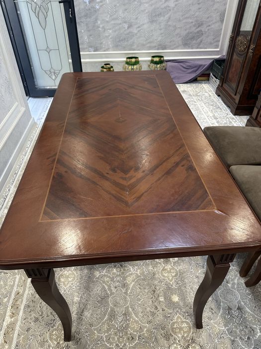 Стол и 6 стульев орех