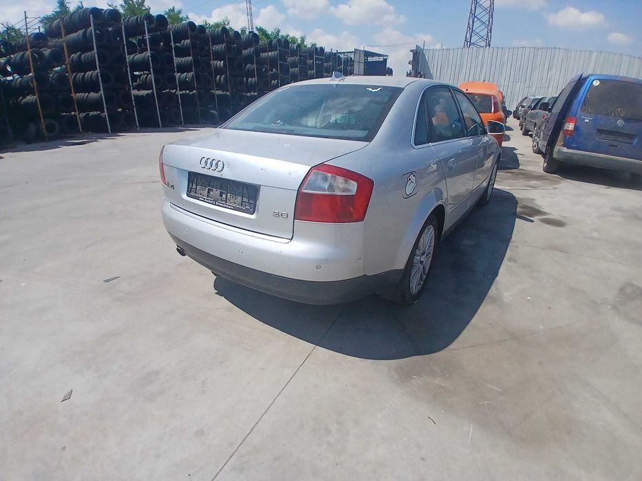 Dezmembrez audi a4 b6