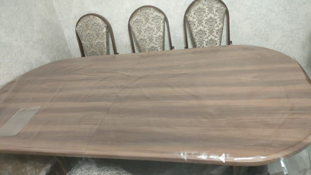 продам стол со стульями