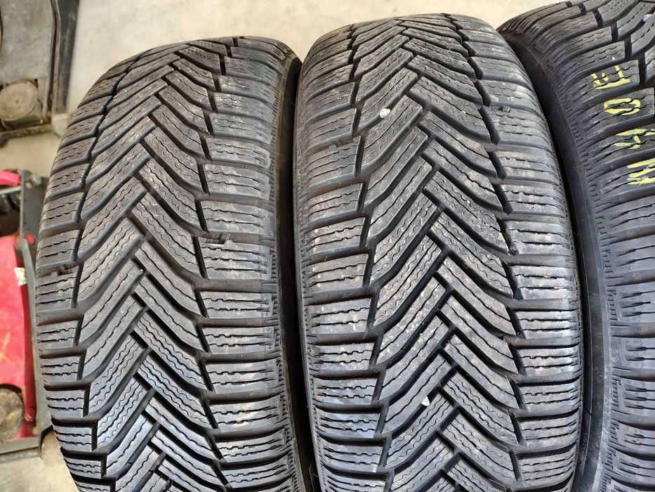 4бр.зимни гуми MICHELIN 215 55 17 DOT21 цена за брой