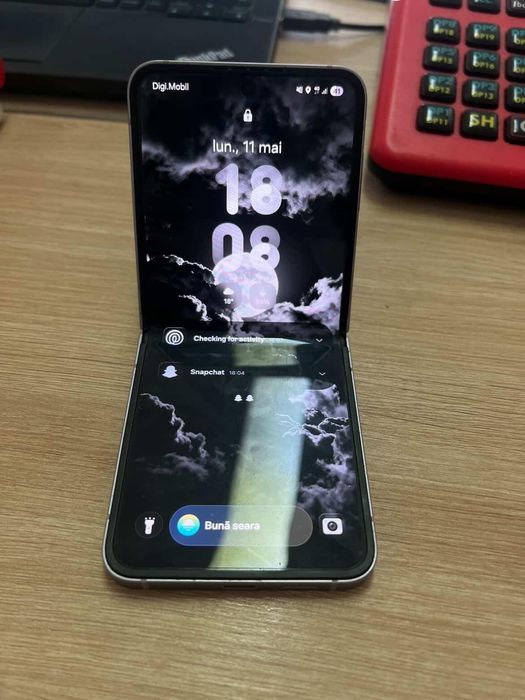 Samsung Galaxy Z Flip 6 256GB Silver Shadow