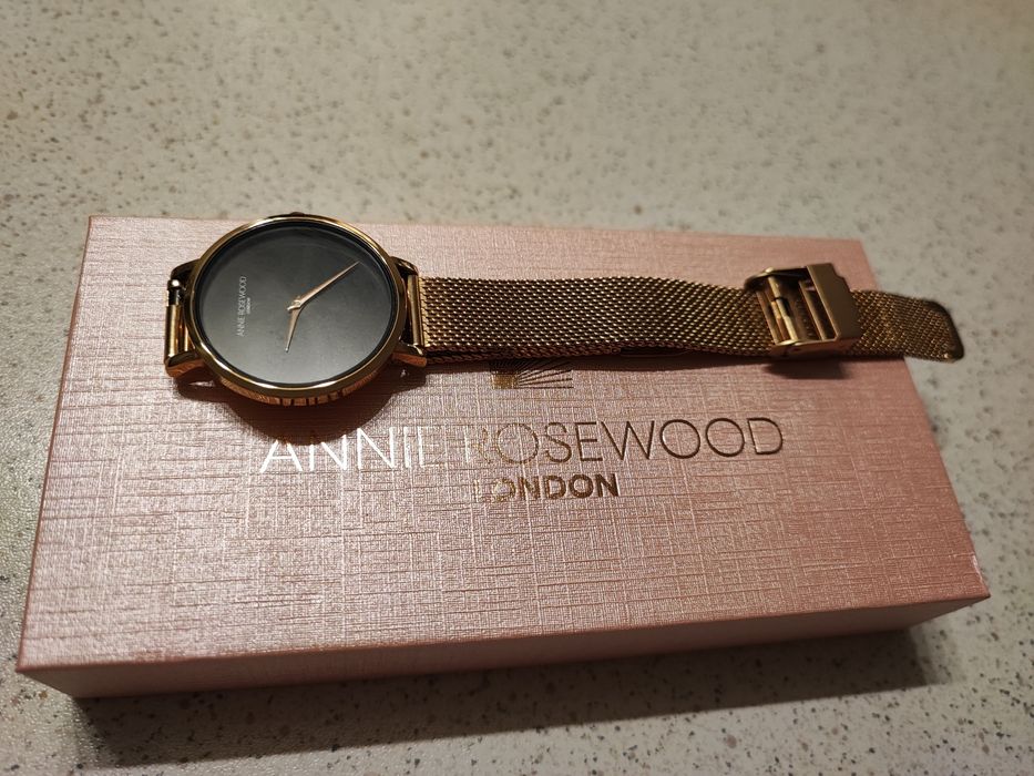 Vând ceas Annie Rosewood London