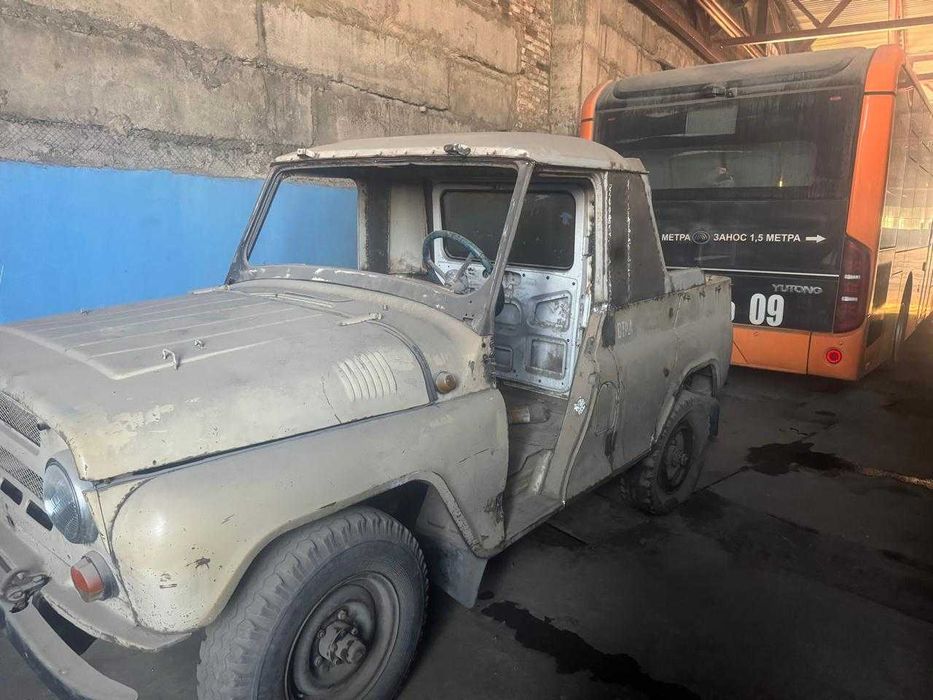 Продам внедорожник УАЗ