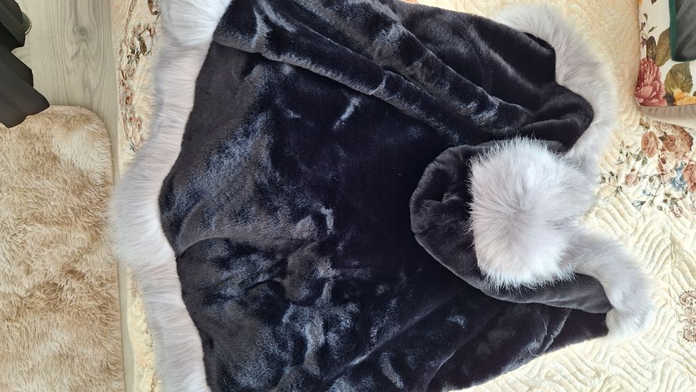 Capa de blana elegantă