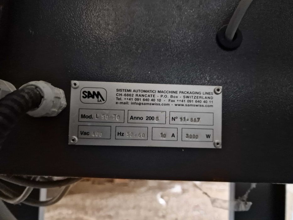 Mașină  de ambalat in folie termocontractibila