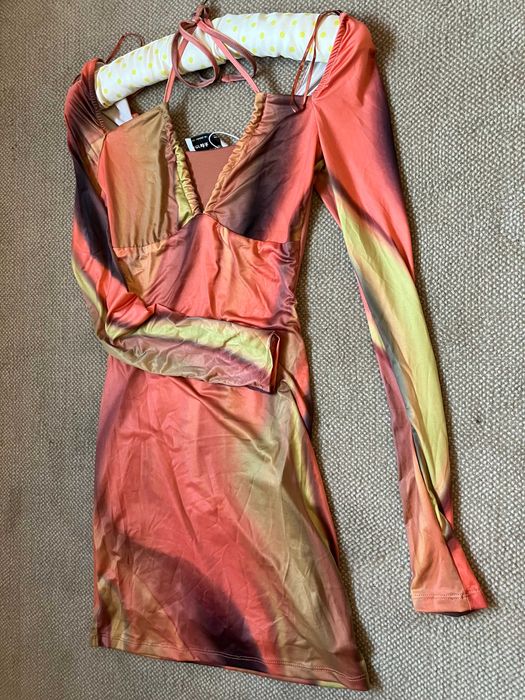 НОВА XS мини/вечерна рокля Bershka