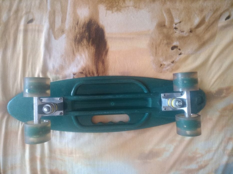 продаеться скейтборд