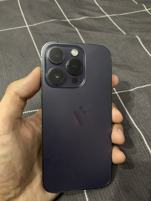 Продаю iphone 14Pro