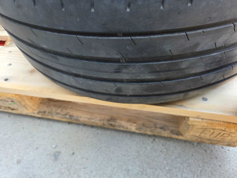 Vand cauciucuri Goodyear  225/50R17 Pret/buc