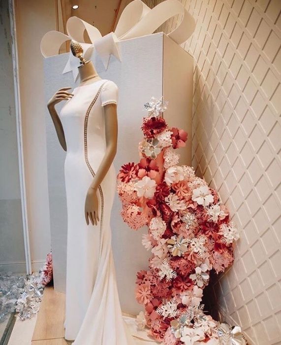 Оформление витрин магазинов, бутиков стабилизированными растениями