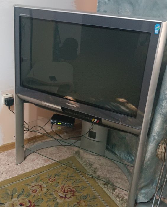 Телевизор panasonic