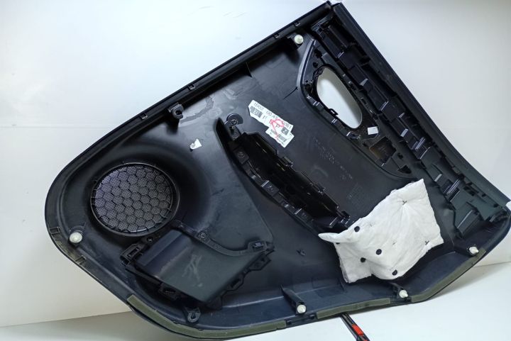 Panou usa portiera stanga spate  829234EA1A Nissan Qashqai a 2-a gene