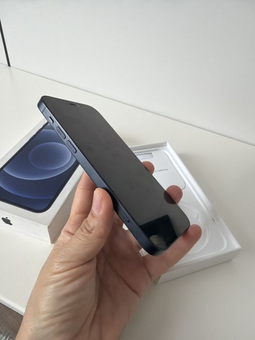 Айфон 12 64/75 идеал