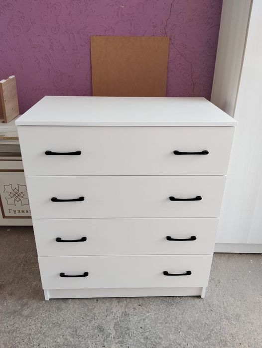 Комод новый, ламинат