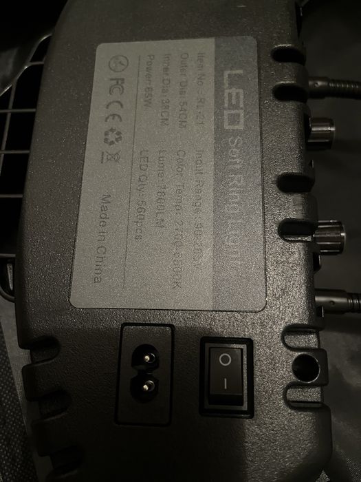 Кольцовая лампа для фото