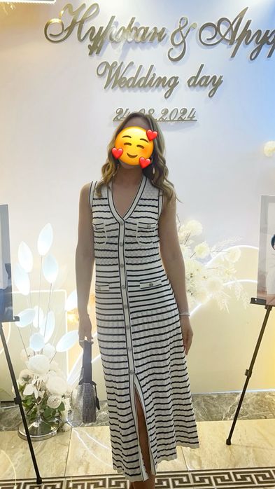 Продаю платье в полоску