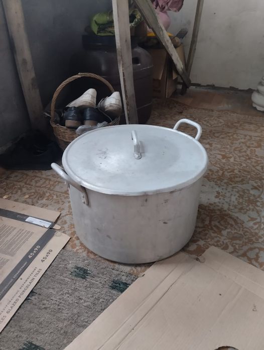 Обменяю алюминиевый бак на самовар на дровах.