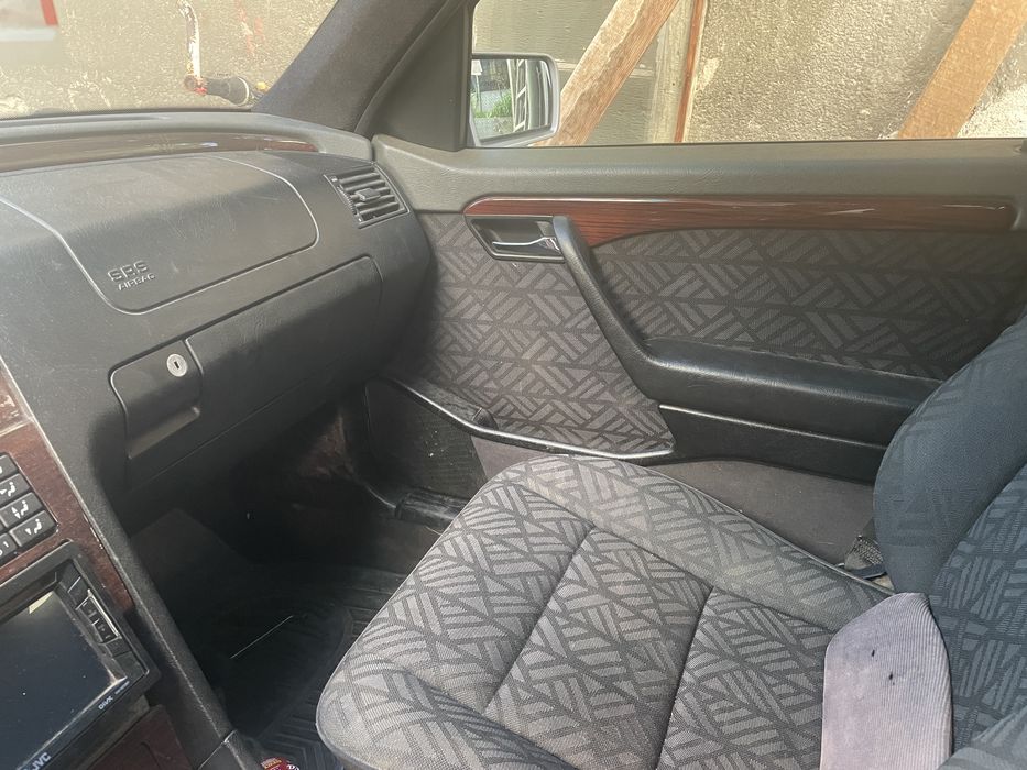 Mercedes w202 c200