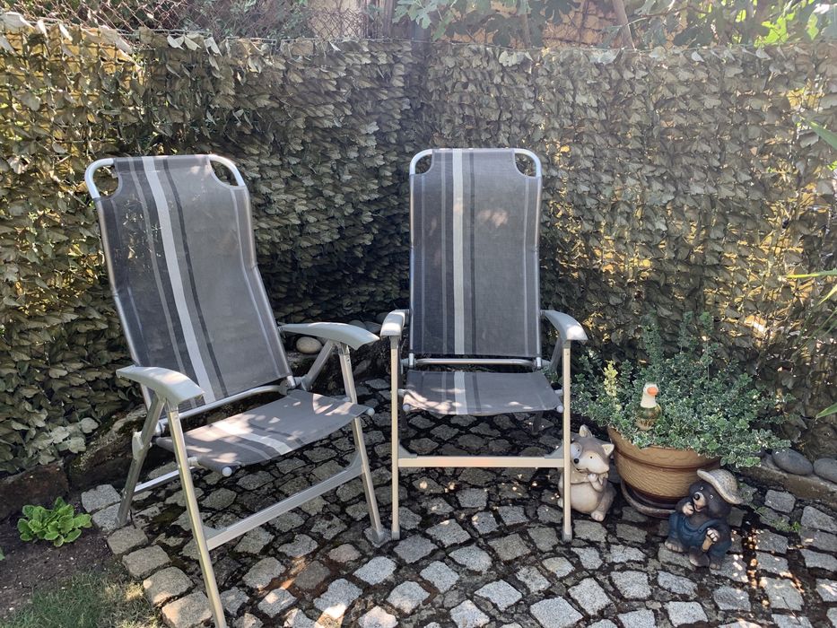 Страхотни градински столове