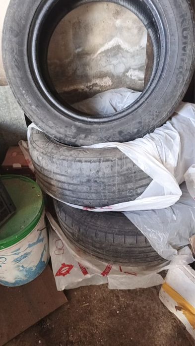 Продам летние шины 215/60/16