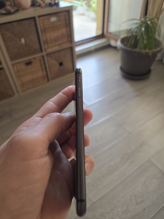 Iphone 8, 64gb, baterie 100%, garantie valabila
