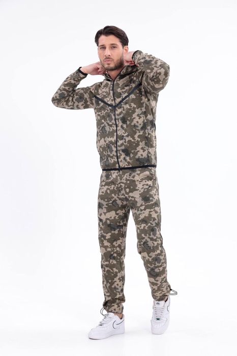 Nike Tech Fleece Camo