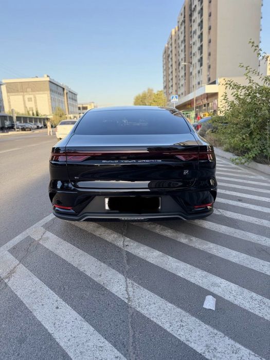 Byd han 605 km head up, massaj