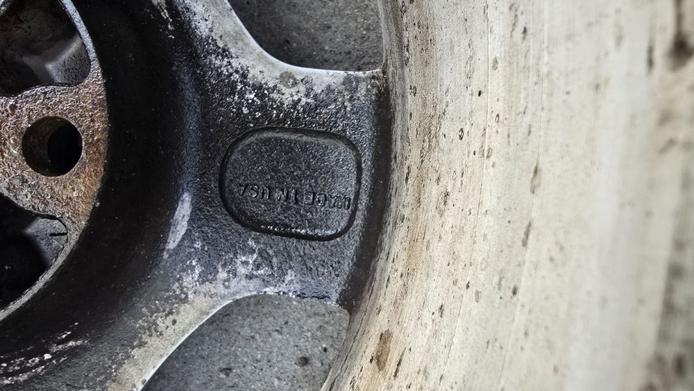 Диск с шиной 205/65/15