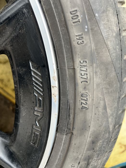 Оригиналени джанти с летни гуми от Мерцедес GT 19ки