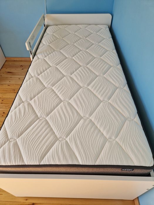 Легло Икеа 200/100 с матрак Дормео