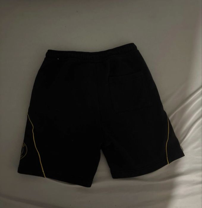 Pantaloni jordani
